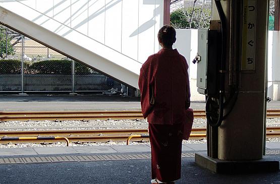 Woman waiting for Train, Nara